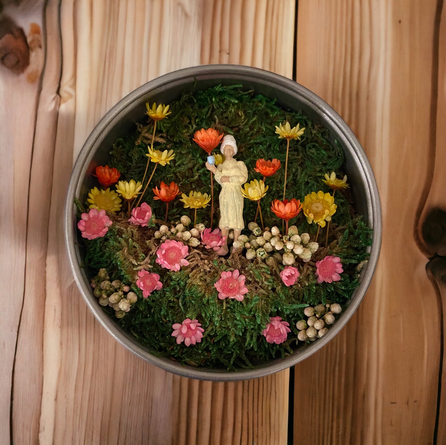 Small Terrarium Art piece- (magnet for fridge)