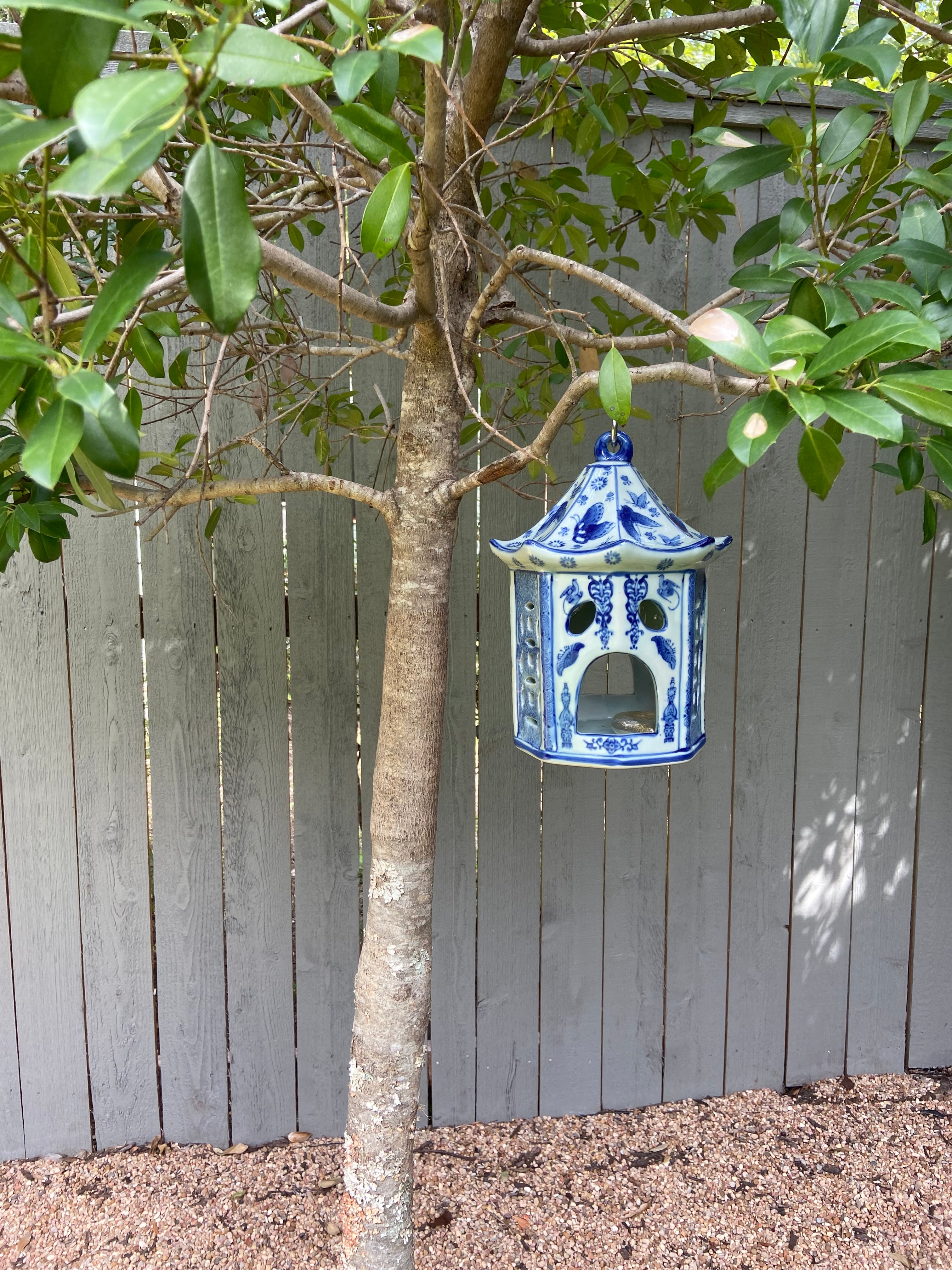 Zen-style Porcelain Chinoiserie Bird House Garden Lantern