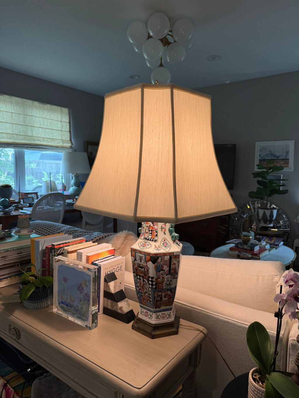 Chinoiserie Antique Lamp