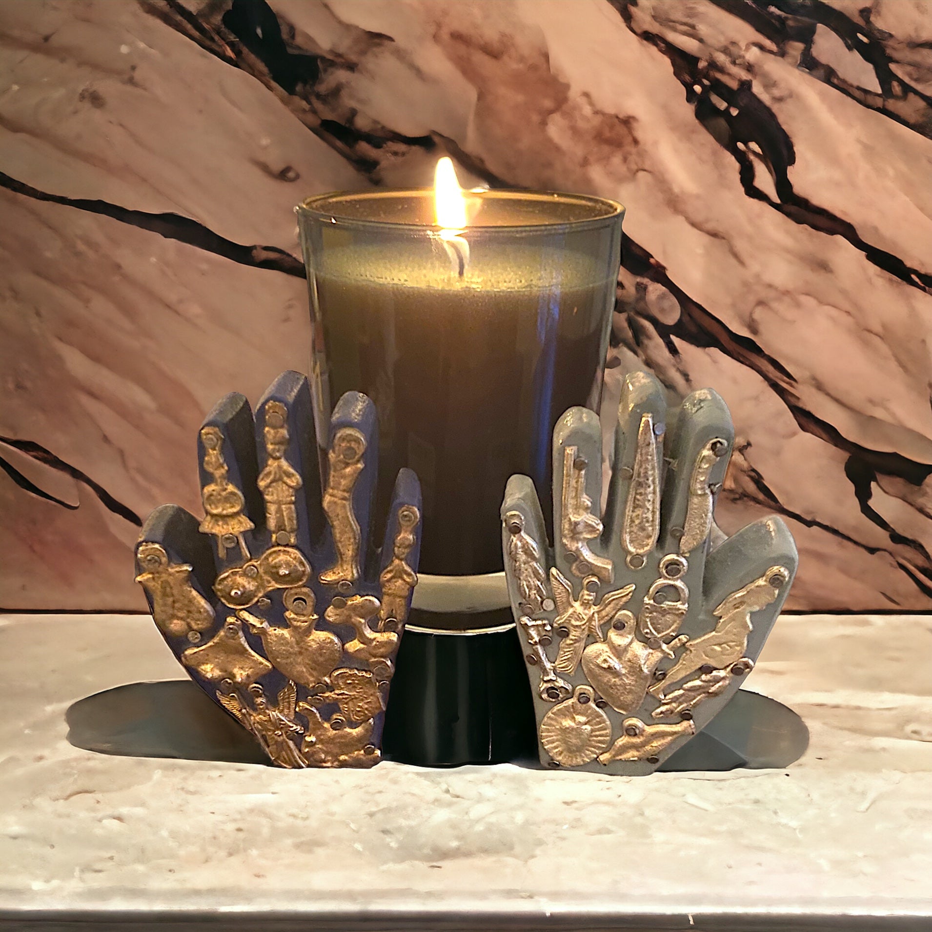 Milagros Hand Decor object